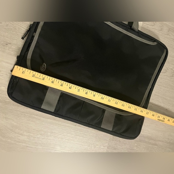 Timbuk2 Briefcase - Picture 4 of 8